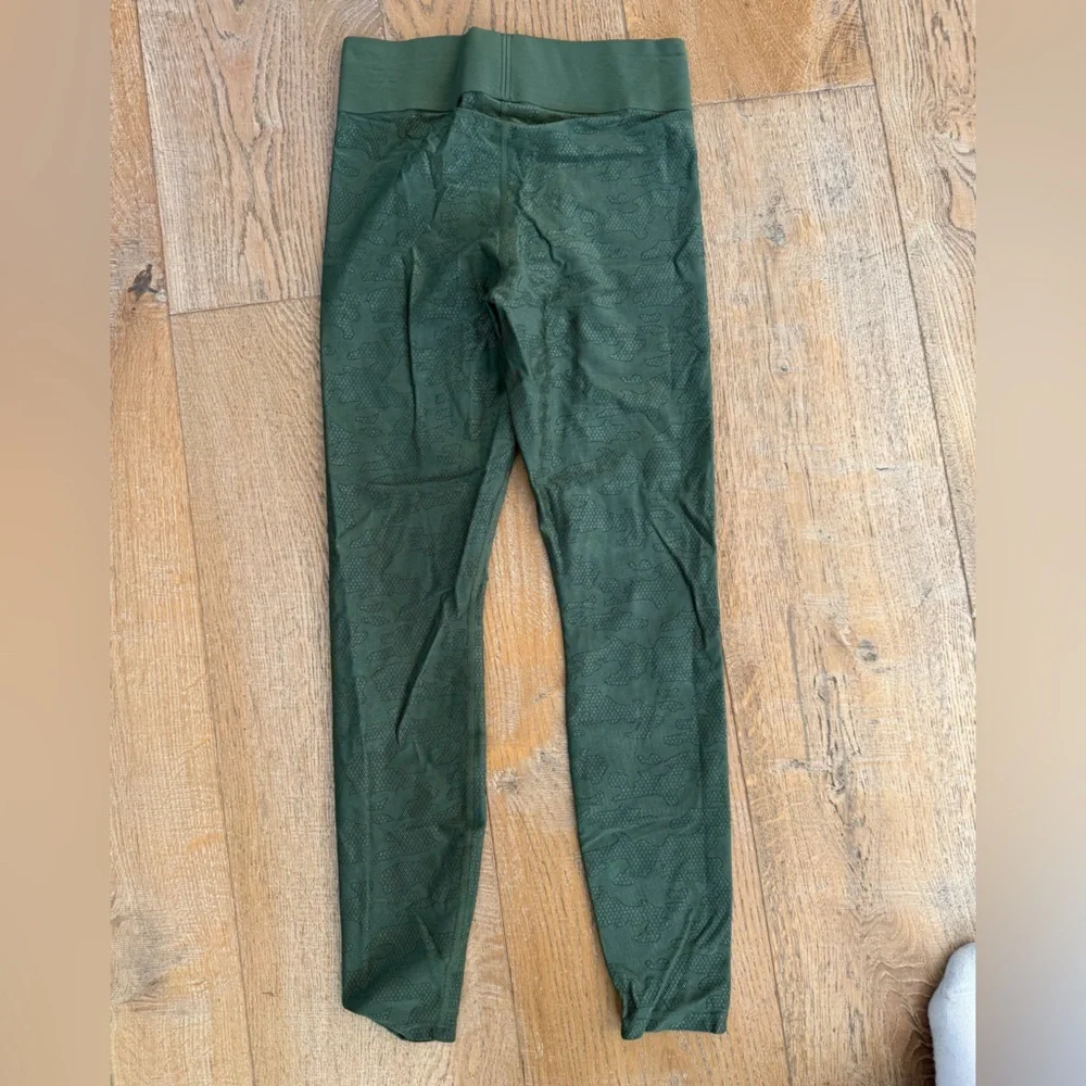 Good American green camo leggings size 4 - Picture 5 of 6